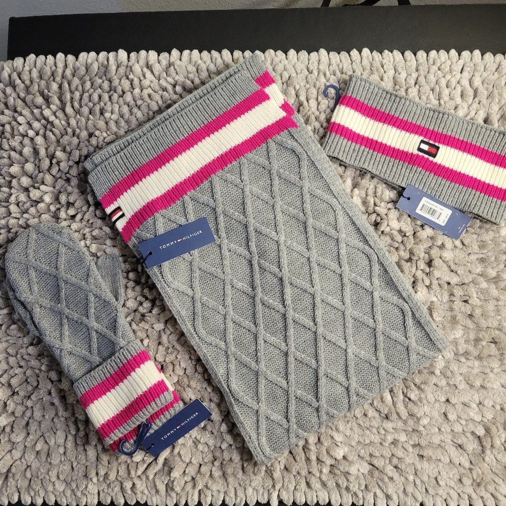 NWT- 3 PIECE SET OF TOMMY HILFIGER WOMENS WINTER KNITS-3 for 1 BUNDLE-NWT - Picture 10 of 15